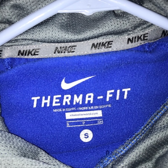 nike sweatshirt - Picture 3 of 3